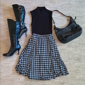 ⚜️ LULAROE “Madison” Pocket Skirt